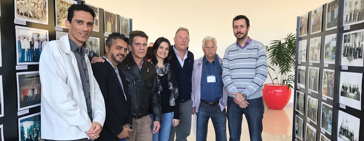 Geziel e Eudice, da equipe do deputado Cauê Macris, com Zatinha, chefe de gabinete da presidência da Câmara ea jornalista Andréia, Li Piazza, diretor da Câmara, José Maria Carravero e Cleber Mata, coordenador de comunicação do deputado Cauê.