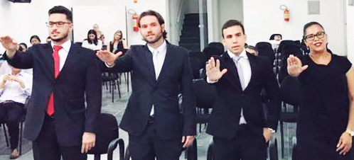 Estagiário Rodrigo Munaro Beltrame, Dr Leonardeo Gerreira, dr Gustavo Cesar Cunico e dra Elaine Christina Cordeiro da Costa